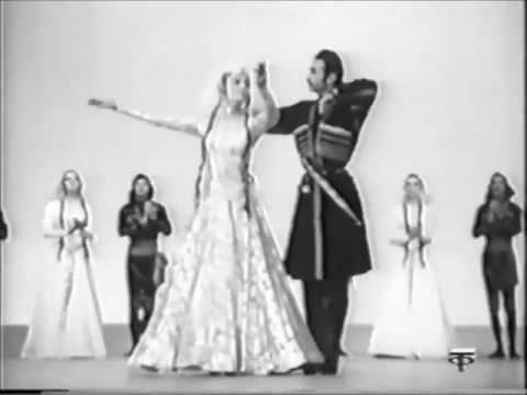 ცეკვა ქართული სოლისტები იამზე დოლაბერიძე და ფრიდონ სულაბერიძე 1970 არქივი 1