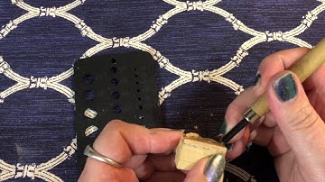 Two minute Tutorial - Cutting a Perfect Circle in Linoleum