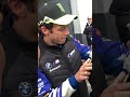 Valentino rossi signe mon casque