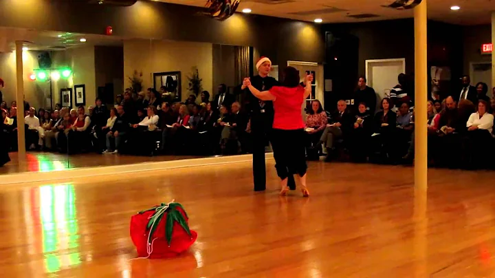 Julie Saunders Dec 2010 showcase Piper Glen Ballroom