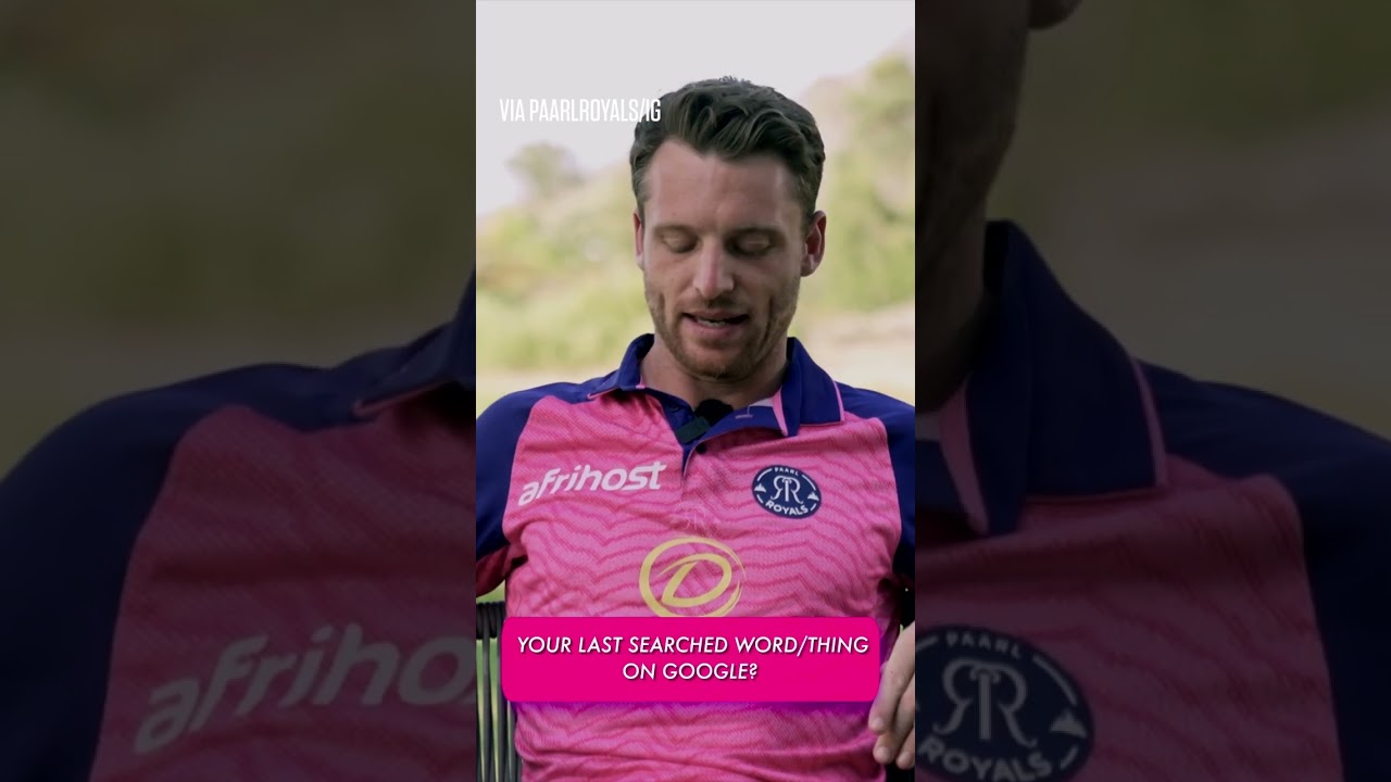 Is Lungi Ngidi secretly searching for his stats on Cricinfo? 🫢