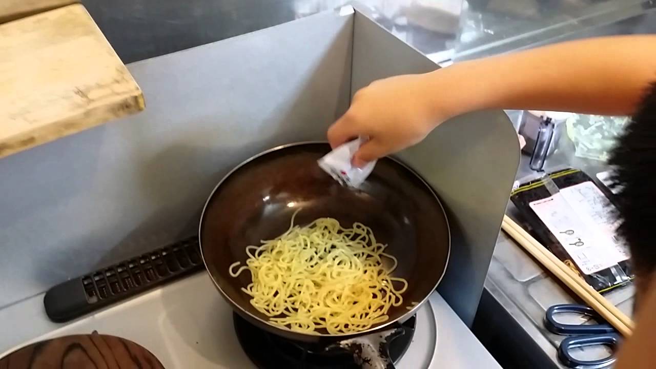 41 calories] Sauce Yakisoba ☆ (Diet Konjac Noodles) [Satoshi's