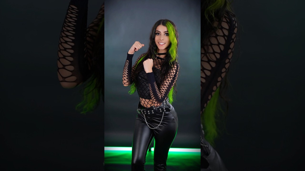 Cry for me 💚 #foryou #helpmemakethismakesense #trending #gothclub #emo #dance #cosplay