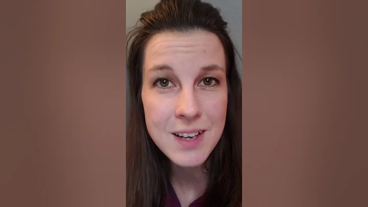 Midnight Mom Devotional by Becky Thompson and Susa...