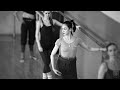 Урок классического танца артистов балета Музыкального театра