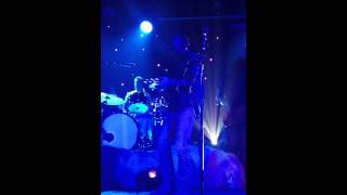 Angus Stone - End Of The World - Newcastle Leagues Club