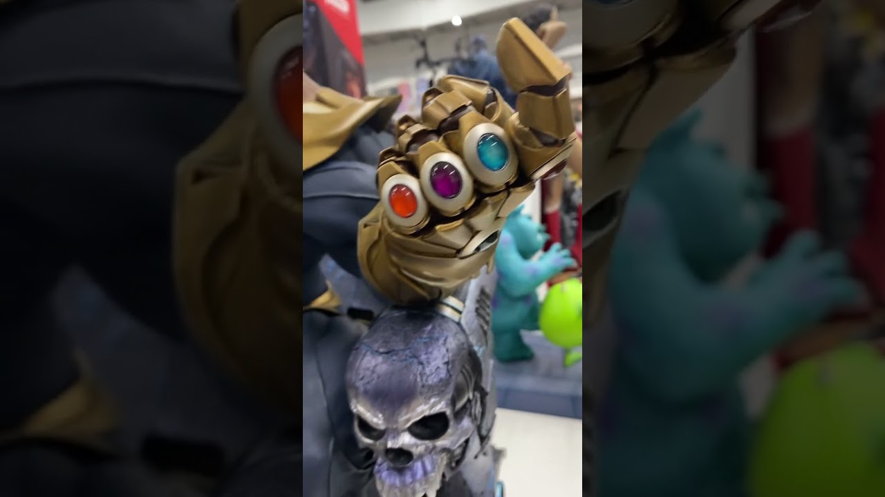 Thanos on Throne Maquette by Sideshow Collectibles 