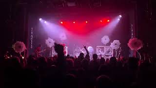 Download Lagu Nova Twins - Choose Your Fighter - 08/10/2025 MP3