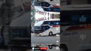 bus sinar jaya nekat nerobos banjir sampai polisi kabur