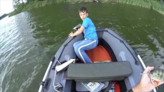 Kid Drops iPad in the Water...his Reaction so funny. Lol