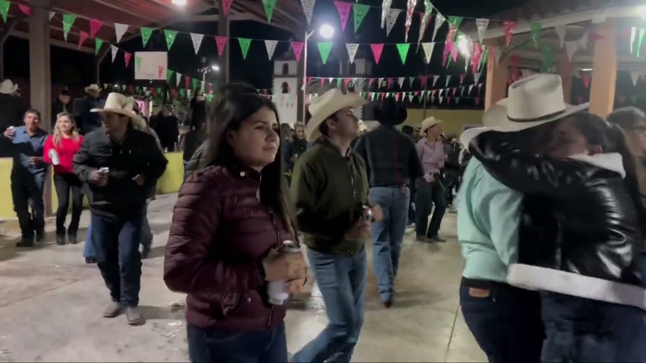 El Solitario, (Orquesta HS) en vivo desde Rebeico