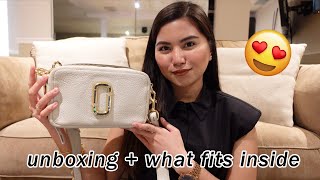 UNBOXING THE DESIGNER MARC JACOBS SNAPSHOT BAG  REVIEW & WHATS IN MY BAG?  WHAT FITS IN THE SNAPSHOT 