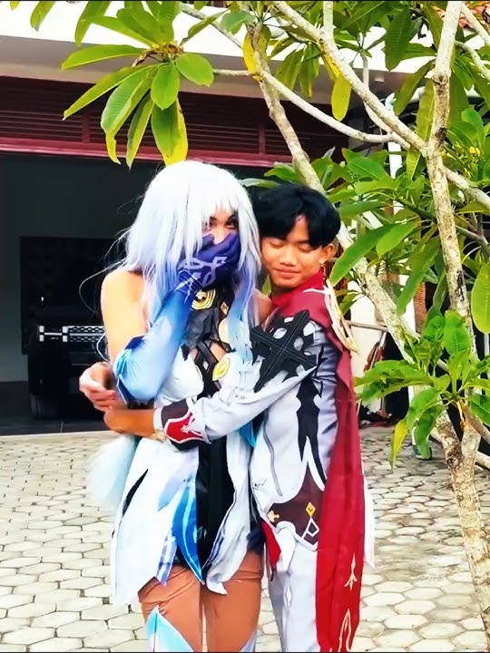 ENTUL GWSM JADI WIBU, Malah Bawa Pulang Cewek Cantik?! Gak Masuk Akal! 😂
