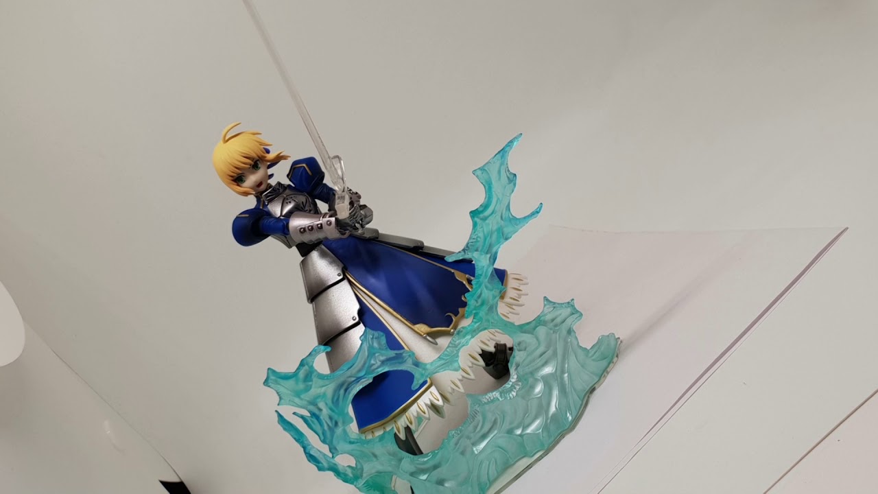 Fate Zero Figurine Saber Bandai Tamashii DIECAST - YouTube