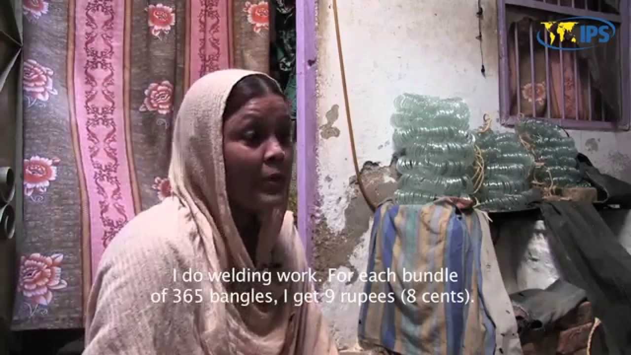 Pakistan's Bangle Industry Strangles Workers at Home - YouTube