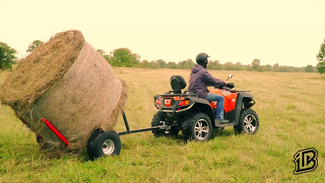 Smart balletrailer til ATV - se hvor nemt du kan flytte rundballer