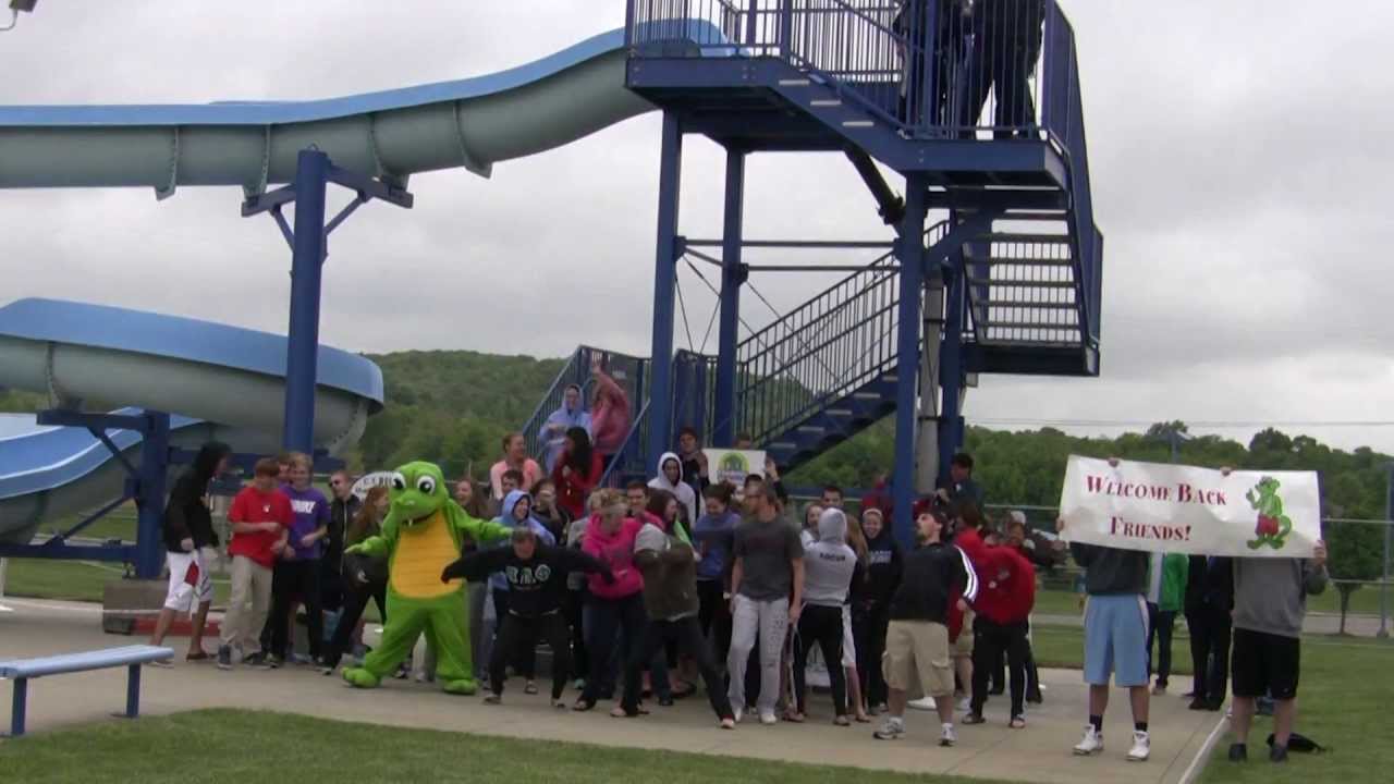 Harlem Shake to Cranberry Waterpark Edition YouTube