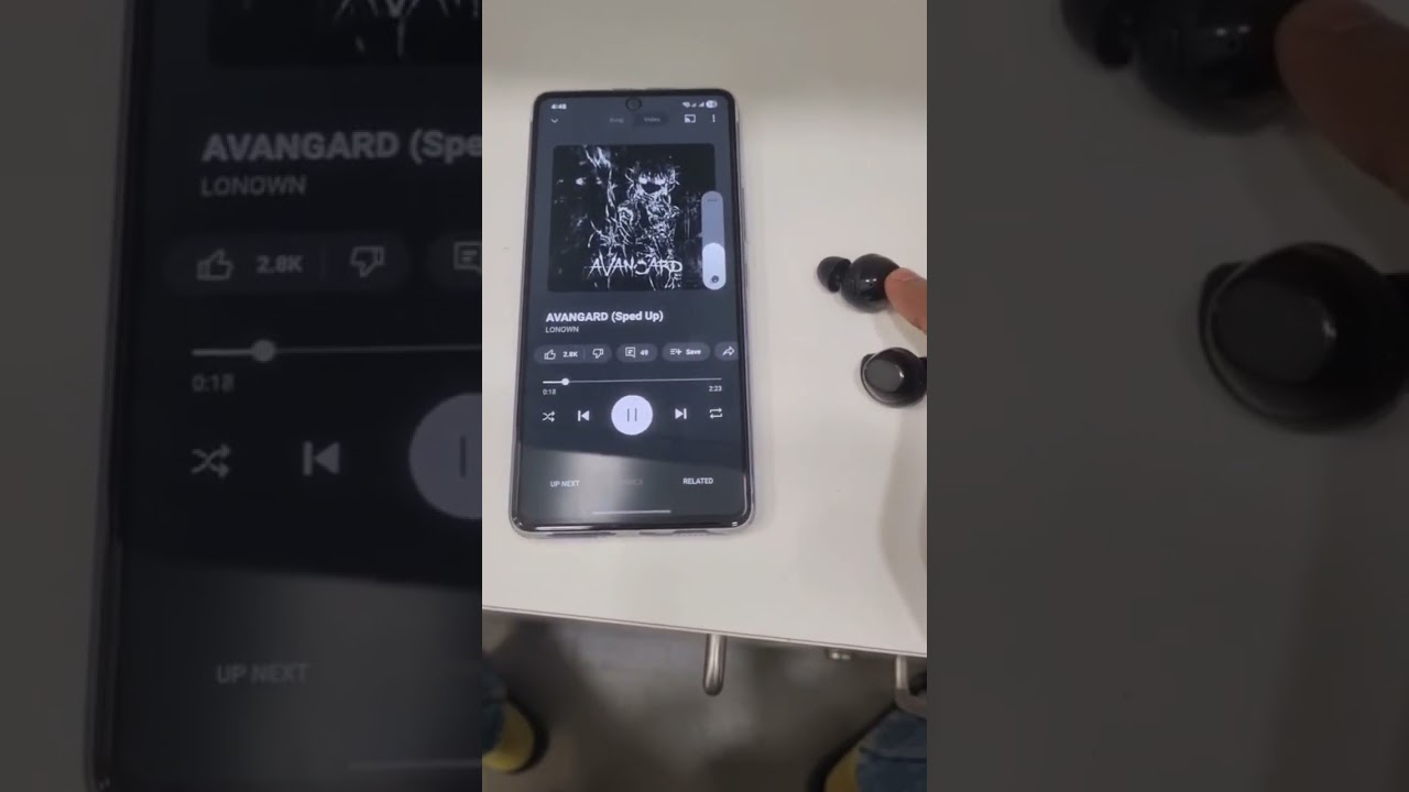 Samsung Buds core volume up down easy 