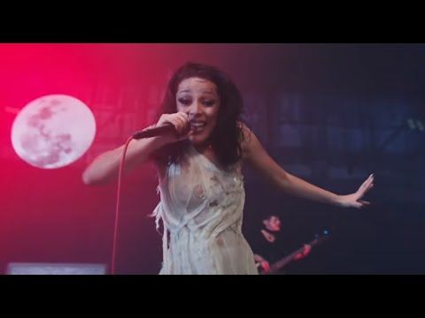 Rapper Doja Cat performed a hard rock version of “Say So” does she rip off Plini‘s ‘Handmate Cities“