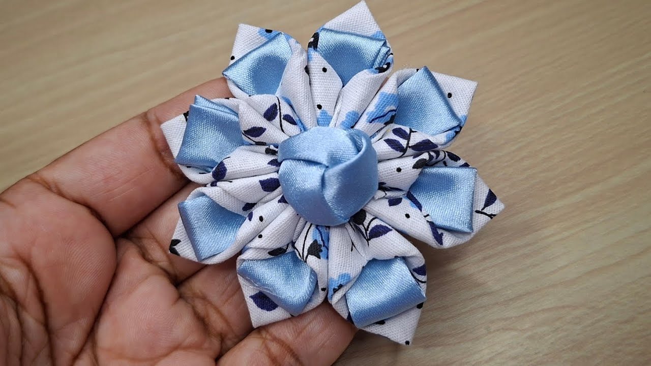 Passo a passo flor com retalhos de tecidos