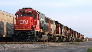 Pacing Canadian National #5467 with a 10 unit L551 Local, Amazing P5 horn! Must See!