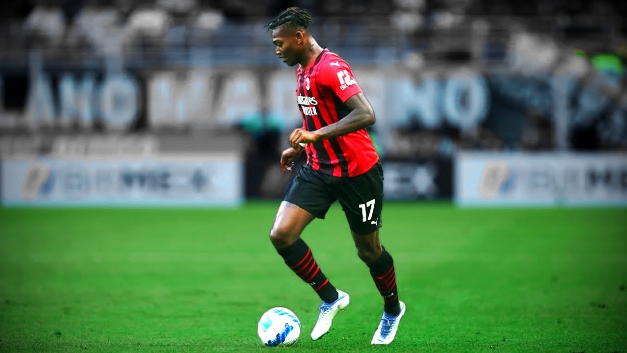 Rafael Leao is Dancing with Defenders in 2021/22 YouTube