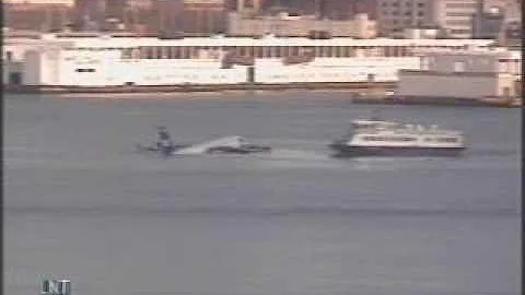 Video of US Airways descent into Hudson River released