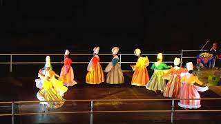 Video thumbnail of "Martiniquese folk dance: Haute taille"