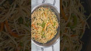 Chicken Hakkas Noodles Recipe