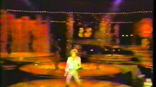 Andy Gibb - Every Little Thing She Does is Magic