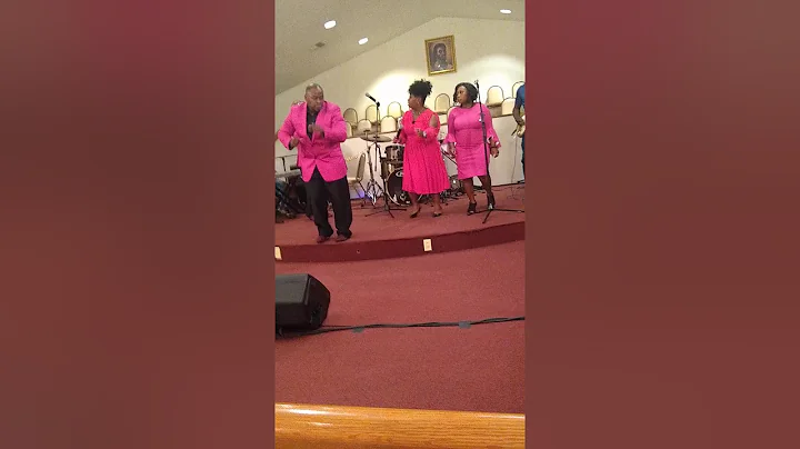 Pastor John Flournoy & The Singing Disciples