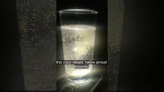Effervescent Tablet Reaction #hashtag :#Fizzing Chemistry👨‍🔬👨‍🔬#Acid Base Reaction