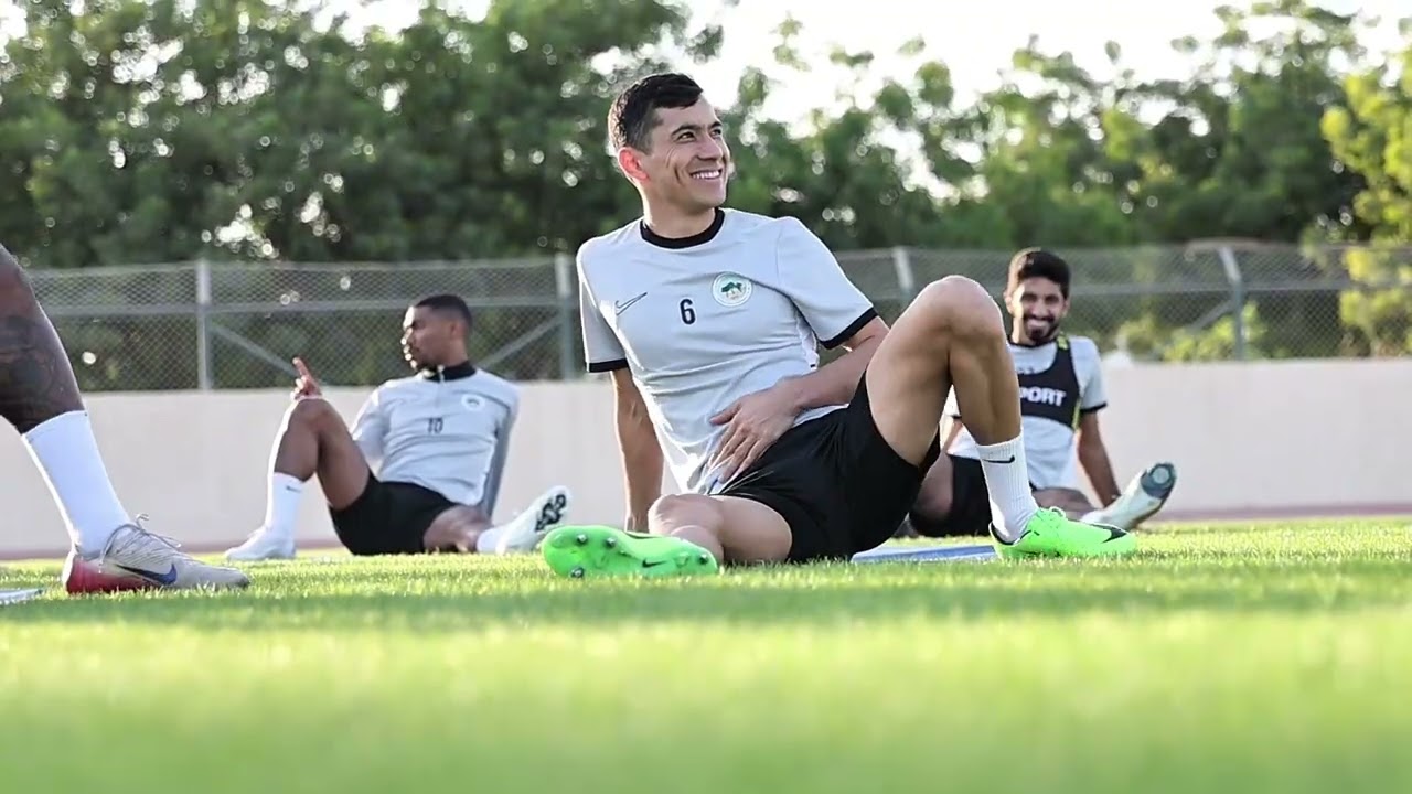 فريقنا يواصل تدريباته اليومية إستعداداً لعودة مباريات دوري أدنوك للمحترفين 