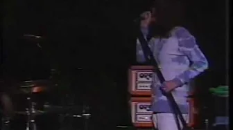 Jimmy Page and the Black Crowes - (2/23) the wanton song.avi Jimmy Page and the Black Crowes - (2/23) the wanton song.avi