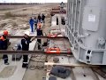 Разгрузка реактора весом 75 тонн (рабочий процесс)