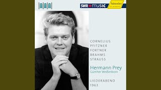 5 Lieder, Op. 105: No. 1. Wie Melodien zieht es mir