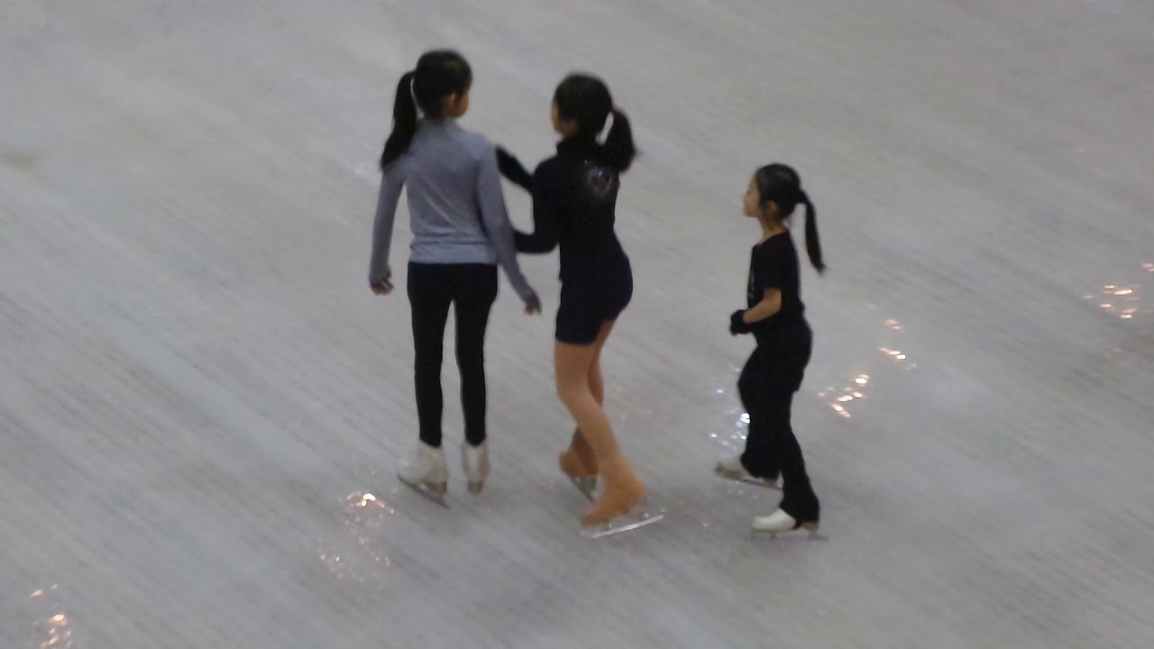 Ice Skating AEON Jakarta Garden City YouTube