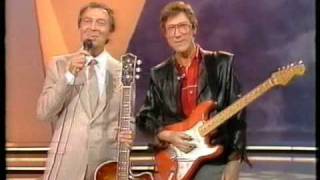 Video thumbnail of "Hank Marvin-Wonderful Land on Des O'Connor"