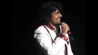 SONU NIGAM - MAIN HOON NA (medley of oldies)  -  LIVE - ORLANDO FL 2012