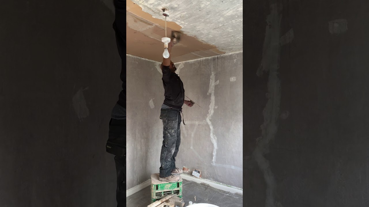 Power Plastering Tutorials Bonding a ceiling to the correct level
