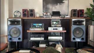 JBL 4429   McIntosh MA352
