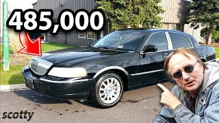 Here’s What a Lincoln Town Car Looks Like After 485,000 Miles
