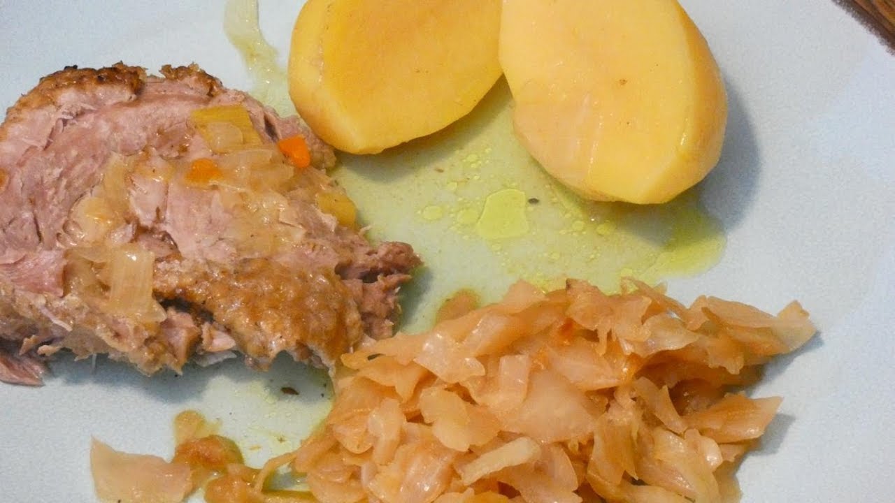 Putenkeule gespickt mit Knoblauch, dazu Kartoffel und Dämpfkraut - YouTube