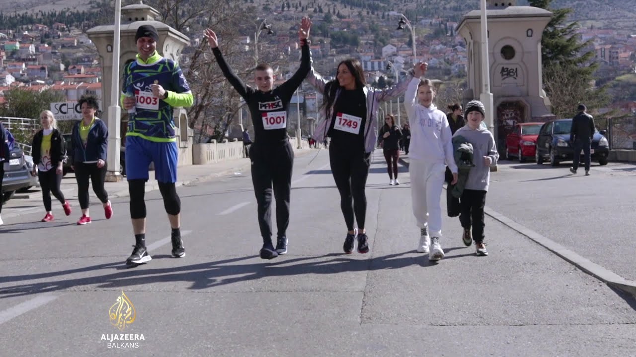 البطل | ملء الشاشة