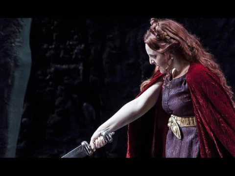 Maria Agresta - Casta diva che inargenti - Norma - Bellini - 2011