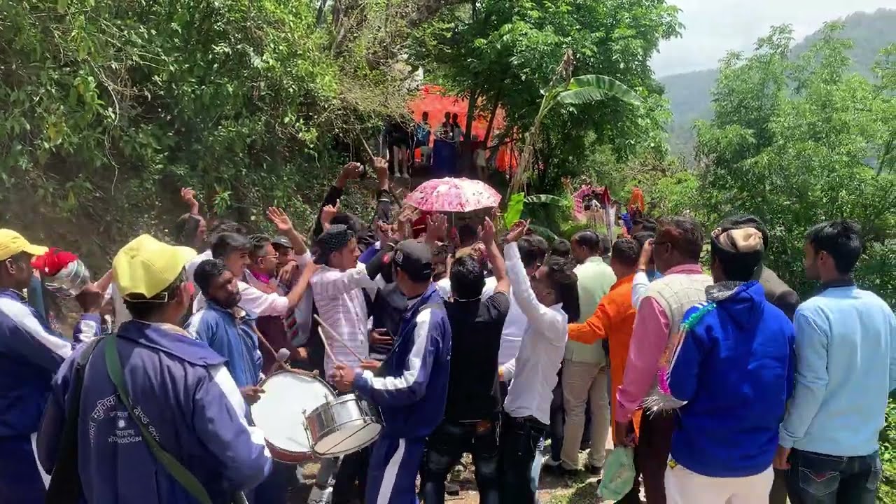 Kumaoni Band Baja Dance || Ghatak Band Baja 😱 || Pahadi Band Baja 🕺 || Uttarakhand Mini Vlog || Band