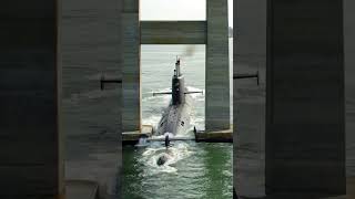 Threading the Needle: Submarine Edition. #Precision