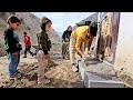After recovering from illness😷🤕, Babak returns to work and cements the terrace of the house🏡 #vlog