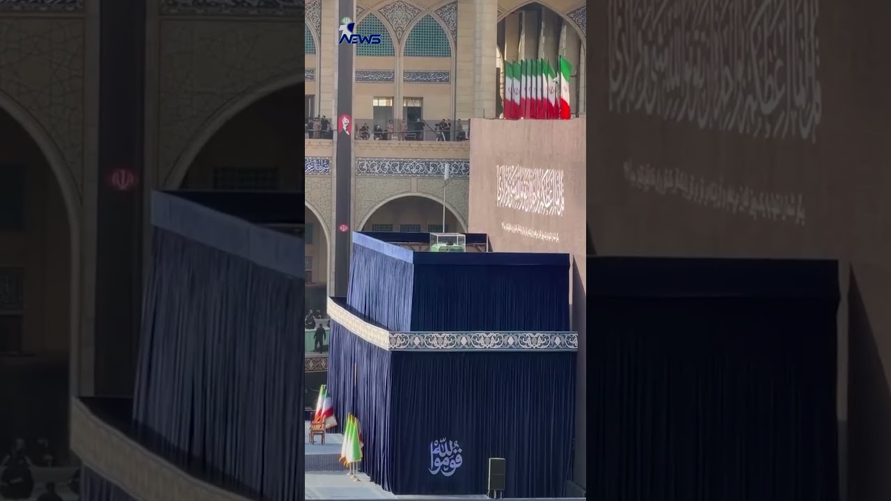 تجهيز المنصة الحاملة لجثمان علي خامنئي في مصلى الخميني بطهران | #وان_نيوز