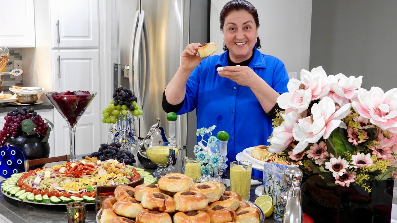 Delicious Naan w/ Kofta - نان کوفته دار با سلاد